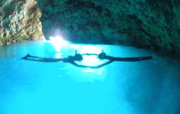 「【恩納村】海の体験学習 青の洞窟スノーケル(真栄田岬)」のサムネイル画像
