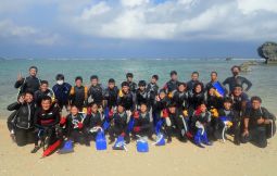 「沖縄の海で学ぶ海洋教育・選択SDGsプログラム+シュノーケル(支援対象No.061)」のサムネイル画像