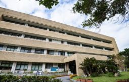 「琉球大学キャンパスツアー(支援対象No.077)」のサムネイル画像