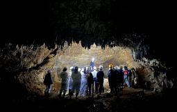 「【本島南部】平和学習(①白梅学徒の軌跡 ②鉄血勤皇隊、中村康夫氏とむらの沖縄戦)」のサムネイル画像