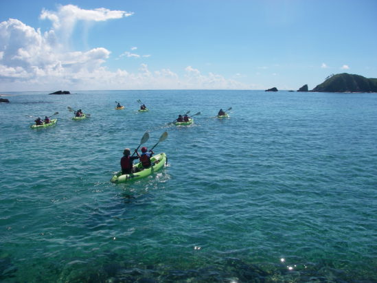 「【国頭村】無人島「安田ヶ島」カヌー体験」のサムネイル画像