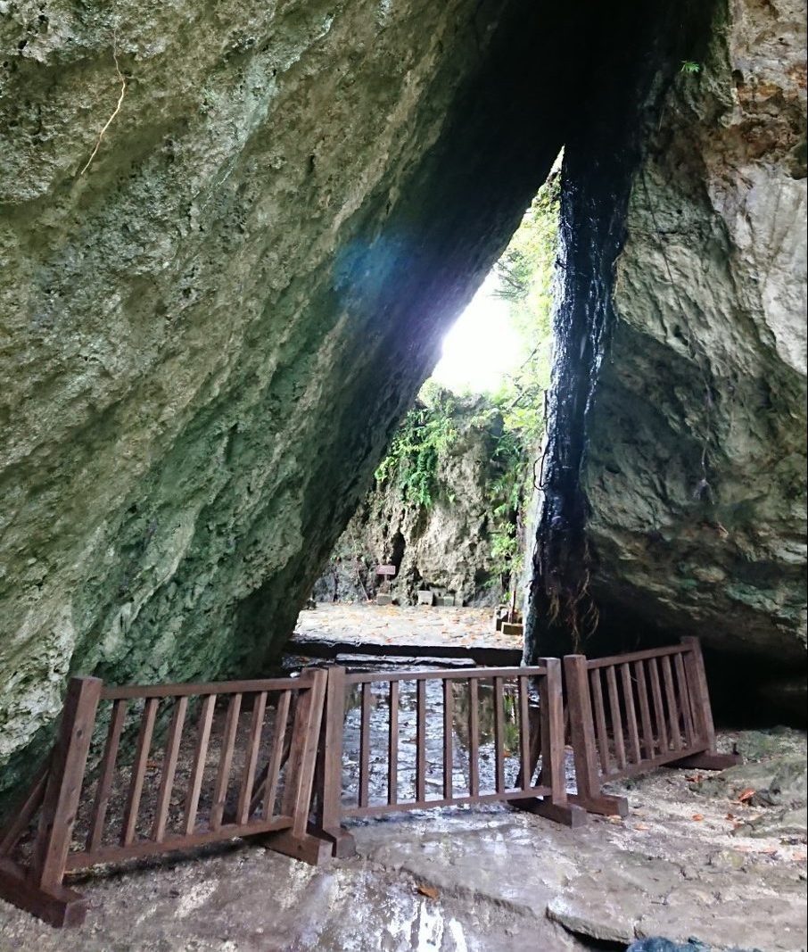 「世界文化遺産　斎場御嶽」のサムネイル画像