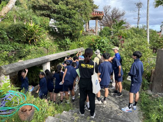 「【北中城村】ガイドと巡る ふるさとのみち ～地域の歴史文化と守り続ける人々～」のサムネイル画像