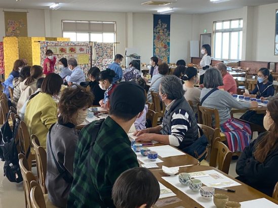 「【糸満市】琉球紅型染め色差し体験」のサムネイル画像