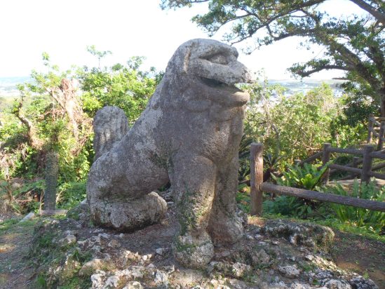 「白梅学徒隊と富盛の石獅子　ガマに入らない平和学習（支援対象No.147）」のサムネイル画像